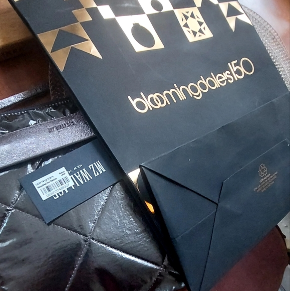 ❤️NWT Retired Rare Madison Flat Quilted Crossbody MZ Wallace - Picture 6 of 13